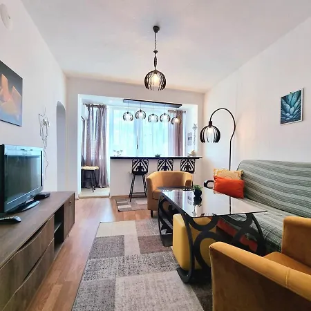 Apartment - 3bd For Family & Friends