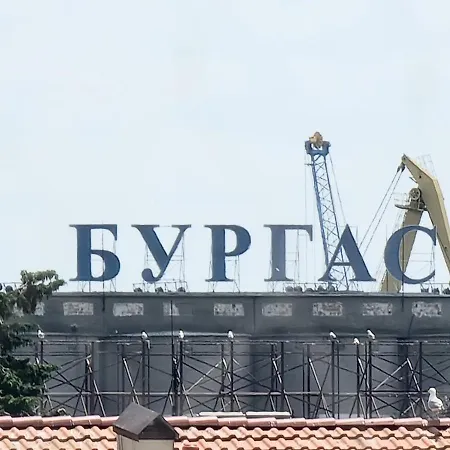 - 3bd For Family & Friends Apartment