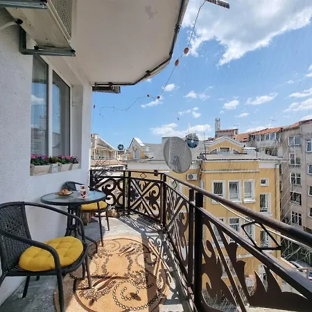 - 3bd For Family & Friends Appartamento