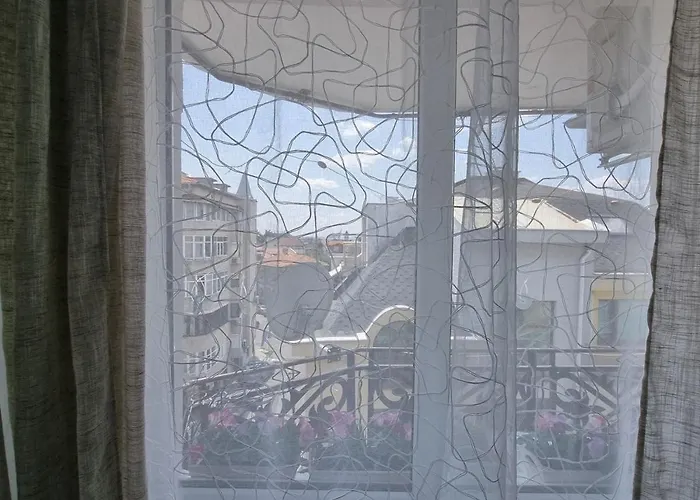 - 3bd For Family & Friends Apartman