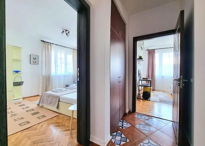 - 3bd For Family & Friends Apartman