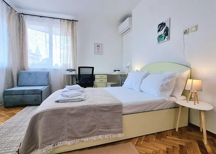 - 3bd For Family & Friends * Burgas